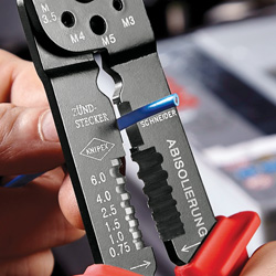 Пресс-клещи KNIPEX для резки и зачистки кабеля, 3 гнезда, обжим кабельных наконечников с изолятором и без KN-9732240SB в Екатеринбурге 