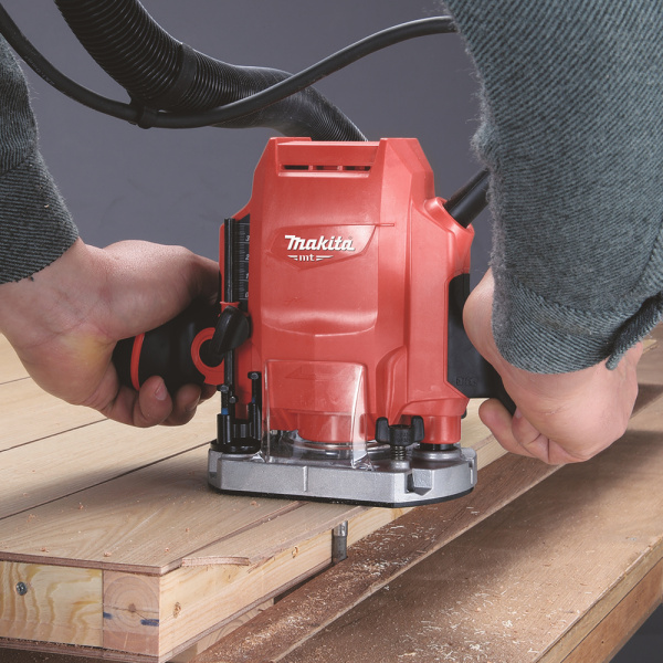 Фрезер Makita M3601 (серия МТ) в Екатеринбурге