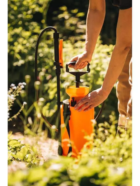 Опрыскиватель садовый 5л Fiskars 1025934 в Екатеринбурге