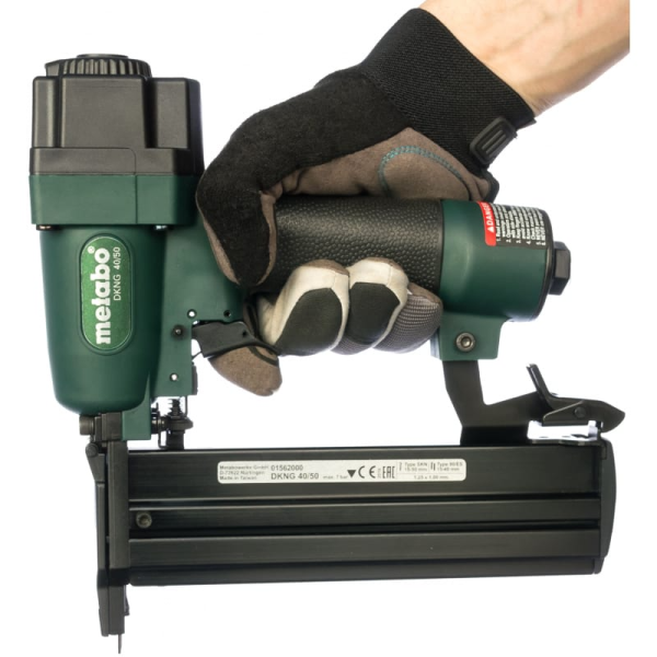 Гвозде/скобозабиватель пневматический Metabo DKNG 40/50 601562500 в Казани