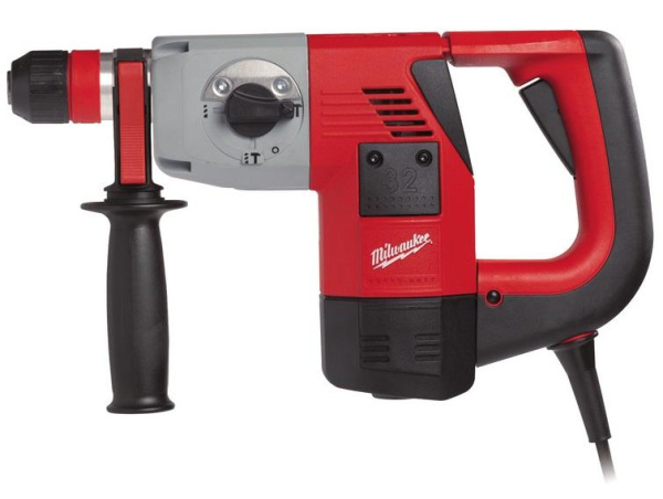 Перфоратор "Milwaukee" PLH 32 XE 4933400069