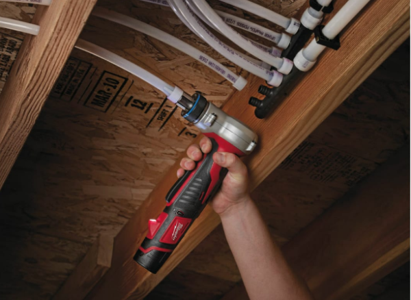 Аккумуляторный расширительный инструмент M12 Uponor Q&E 4933441730