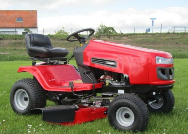 Садовый минитрактор Snapper ELT17542H 17,5 л.с. в Казани